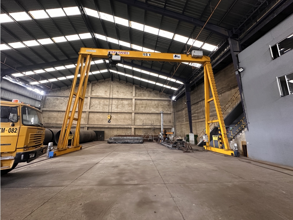 BODEGA TRIPLE ALTURA DE 1.800 M² ZONA INDUSTRIAL DE FONTIBÓN — foto 5
