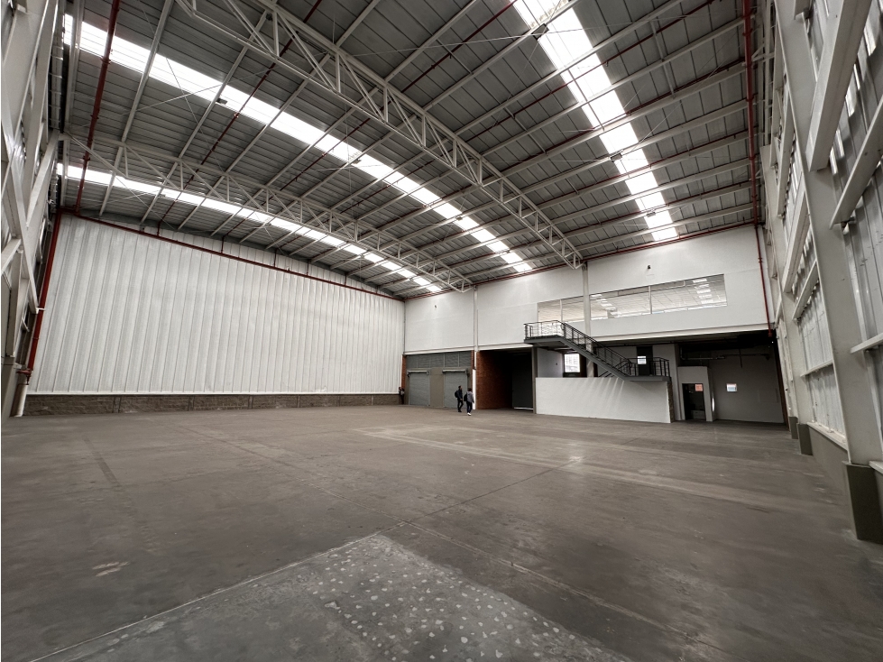 BODEGA DE 924,51 M² COMPLEJO LOGÍSTICO, CERCA AL AEROPUERTO — foto 3