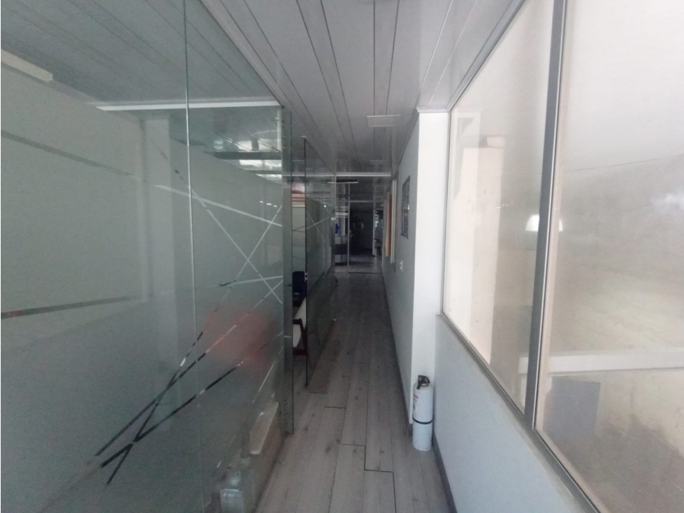 SE VENDE BODEGA 1.470 m² PENSILVANIA - 6