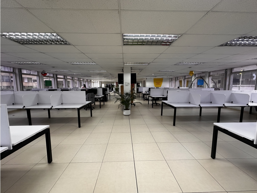 OFICINA DE 770 M² ZONA CENTRO, BOGOTÁ — foto 3