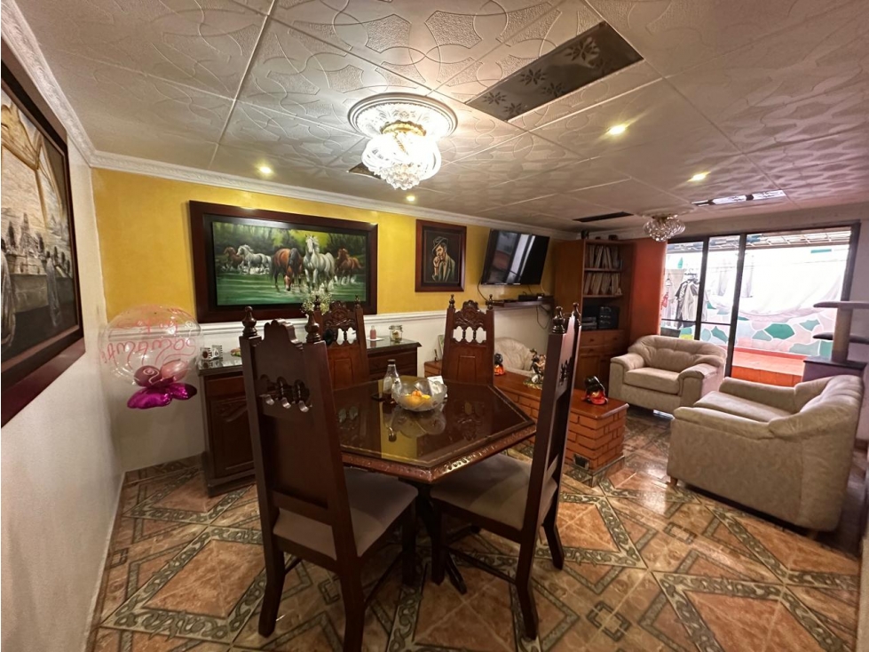 CASA EN VENTA | 135 m² | VILLA LUZ, BOGOTA