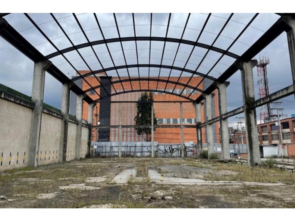 VENTA LOTE DE 774 M² EN MONTEVIDEO - 3