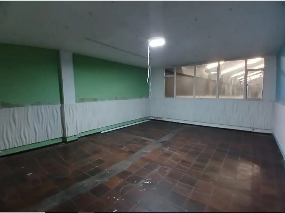 ARRIENDO BODEGA 1.200 m² PUENTE ARANDA — foto 5