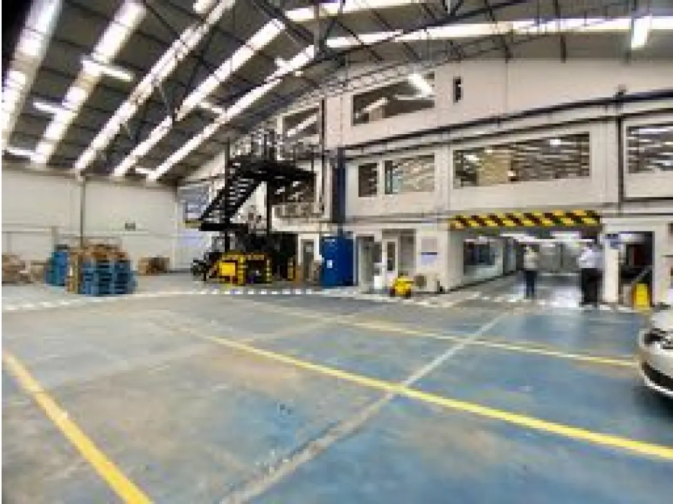 BODEGA DE 3.214 M² EN PUENTE ARANDA — foto 3