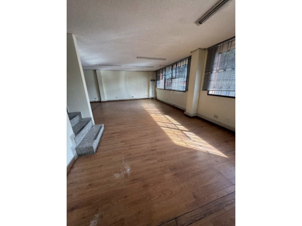 ARRIENDO BODEGA DE 1.000 M² EN MONTEVIDEO — foto 4
