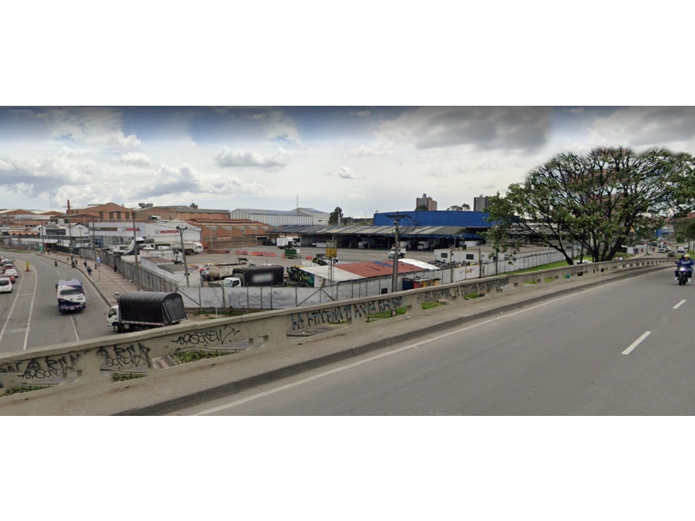 LOTE ESQUINERO DE 8.403 M² MONTEVIDEO — foto 2