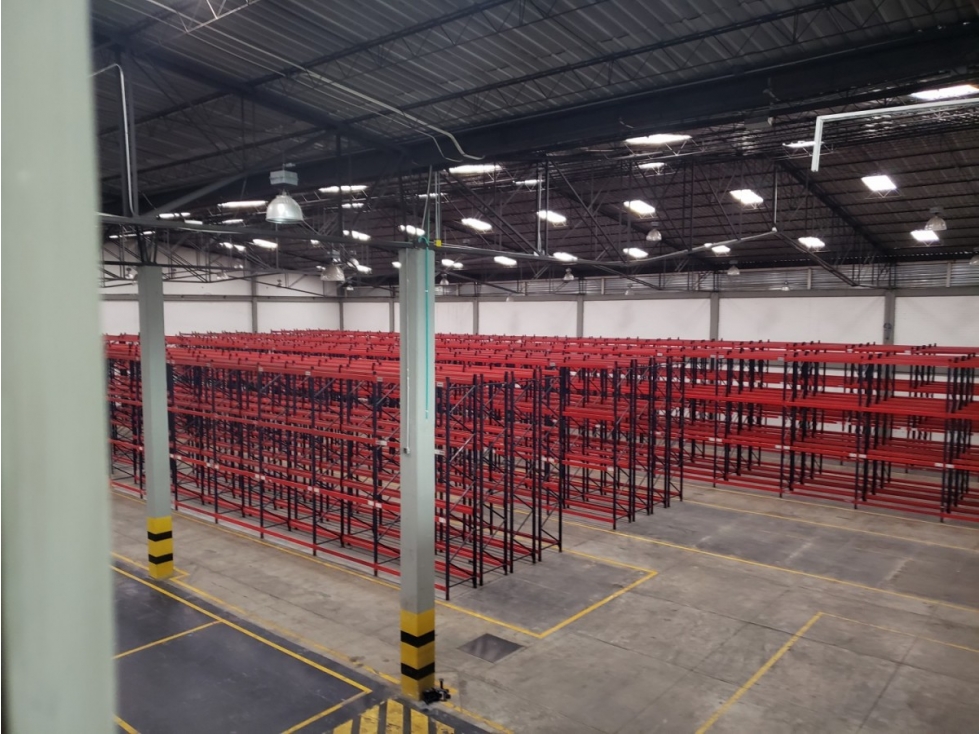 BODEGA DE 2.353 m² CALLE 80, EL CORTIJO - 5