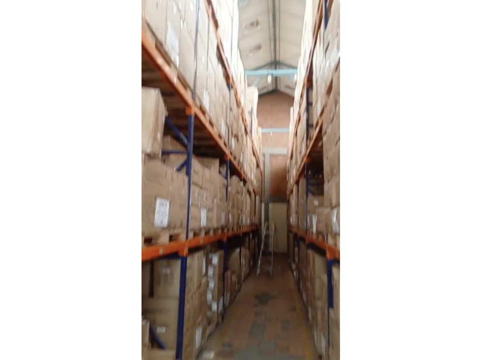 BODEGA DE 855 M² PARQUE INDUSTRIAL EN PUENTE ARANDA CENTRO INDUSTRIAL — foto 4