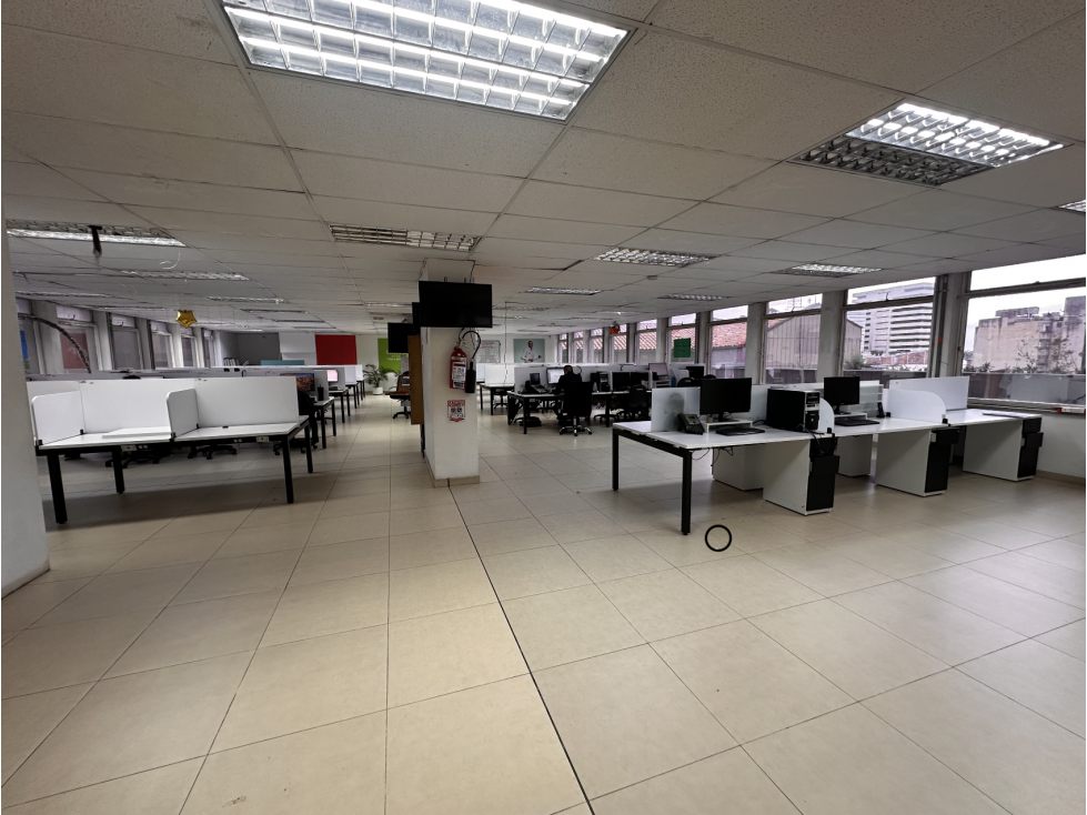 OFICINA DE 770 M² ZONA CENTRO, BOGOTÁ — foto 4
