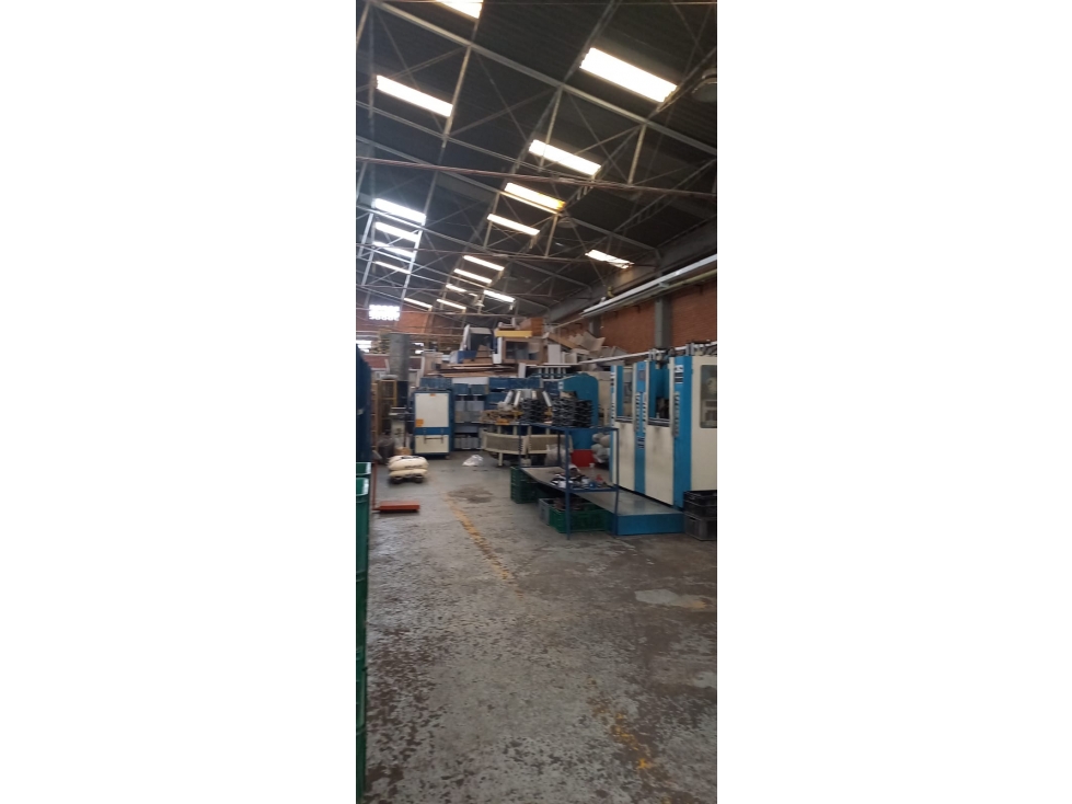 ARRIENDO BODEGA EN ZONA INDUSTRIAL DE MONTEVIDEO - 5