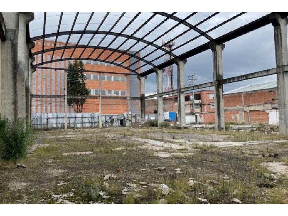 VENTA LOTE DE 774 M² EN MONTEVIDEO - 1