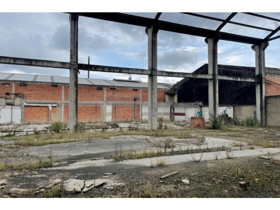 VENTA LOTE DE 1.548 M² EN MONTEVIDEO - 4
