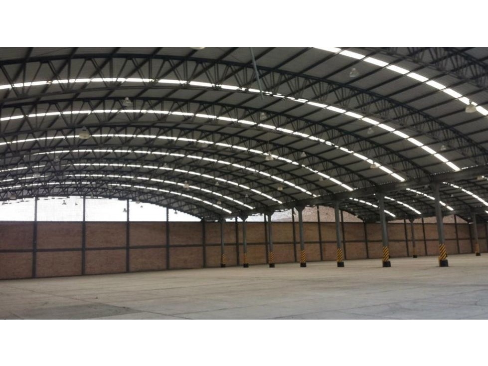 BODEGA EN VENTA 10.600 M² ZONA INDUSTRIAL, MOSQUERA. - 3
