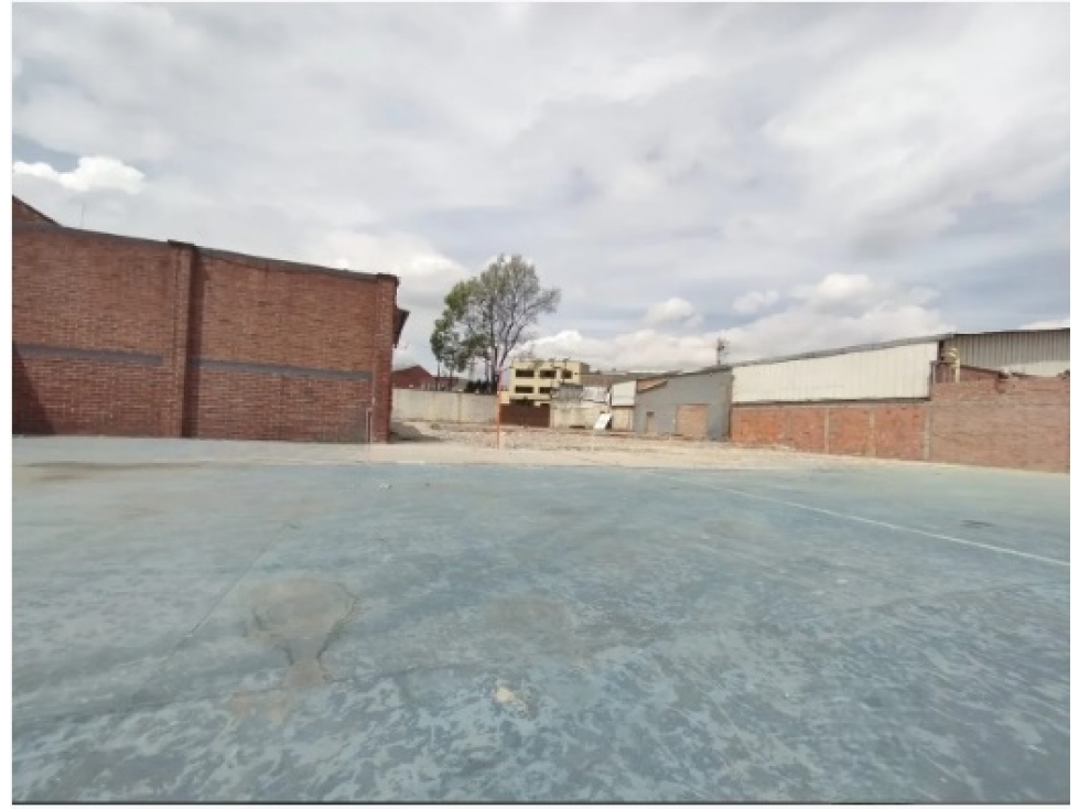 VENDO ARRIENDO LOTE COMERCIAL E INDUSTRIAL 2.125 M² PUENTE ARANDA - 1