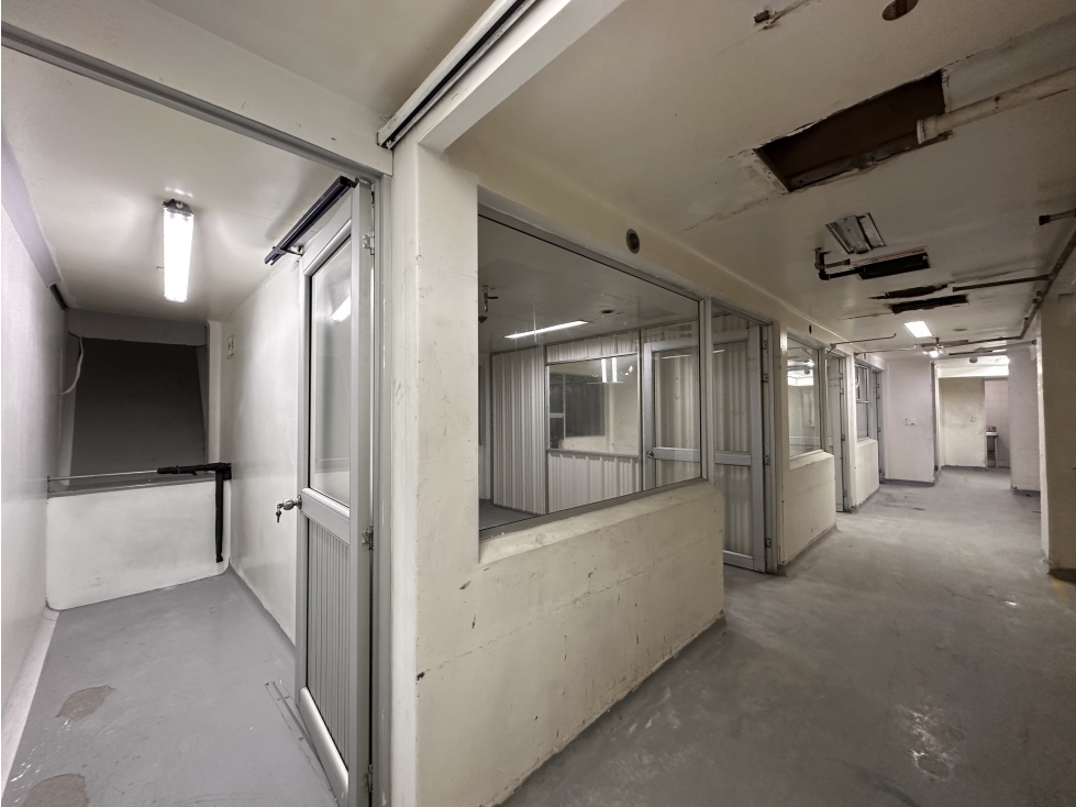 ARRIENDO BODEGA COMERCIAL E INDUSTRIAL EN SAMPER MENDOZA — foto 6