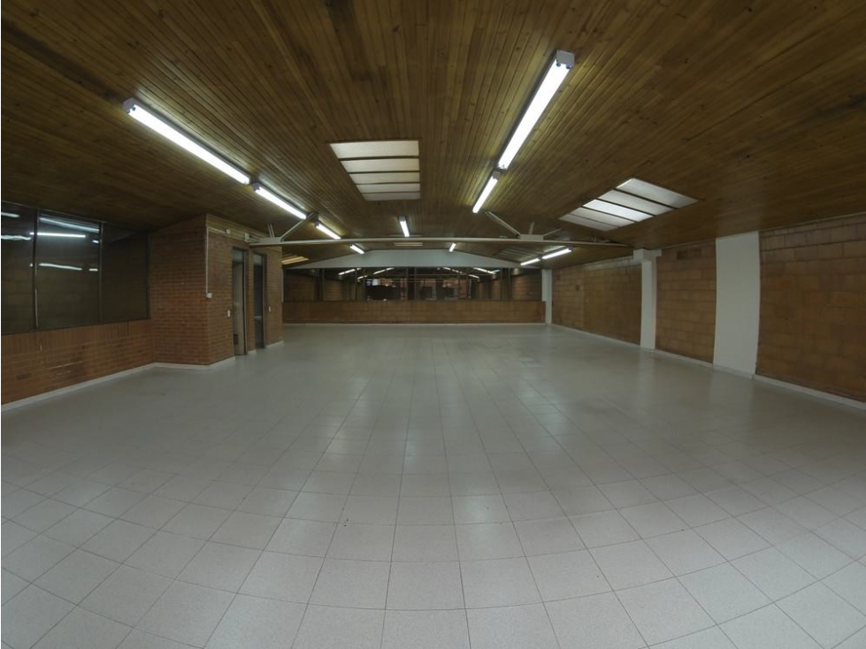 BODEGA DE 699 M² SECTOR MONTEVIDEO ZONA INDUSTRIAL — foto 2