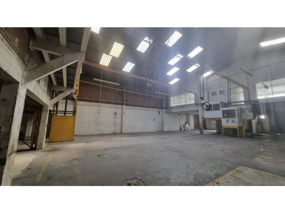 BODEGA DE 1.882 m² EN MONTEVIDEO — foto 5