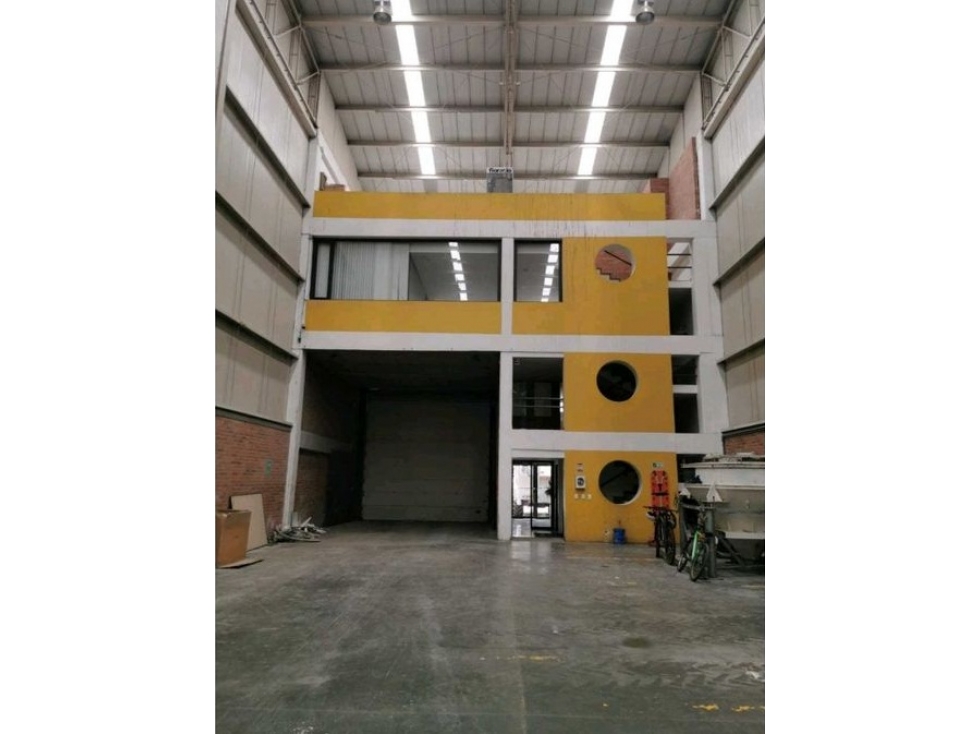 VENDO BODEGA DE 705 m² EN FONTIBON PARQUE INDUSTRIAL - 3