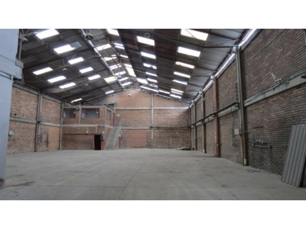 BODEGA INDUSTRIAL DE 607 M² LOS EJIDOS, PUENTE ARANDA