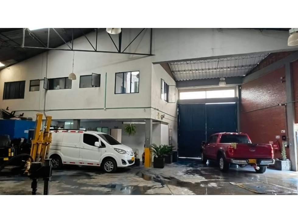 BODEGA DE 1.270 m² EN ZONA INDUSTRIAL ALQUERIA LA FRAGUA — foto 5