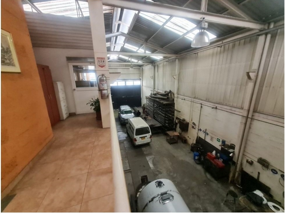 VENDO EXCELENTE BODEGA 350 m² ZONA INDUSTRIAL PUENTE ARANADA - 5