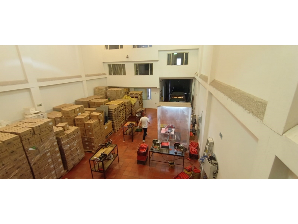 ARREINDO BODEGA 470 m² FONTIBON — foto 3
