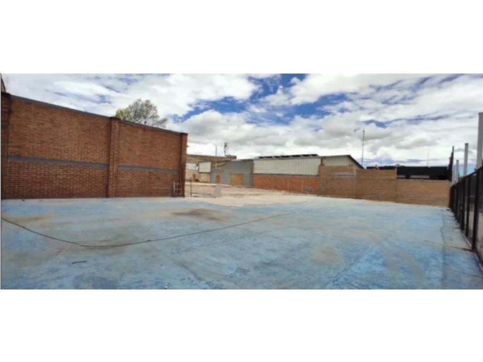 VENDO ARRIENDO LOTE COMERCIAL E INDUSTRIAL 2.125 M² PUENTE ARANDA - 5