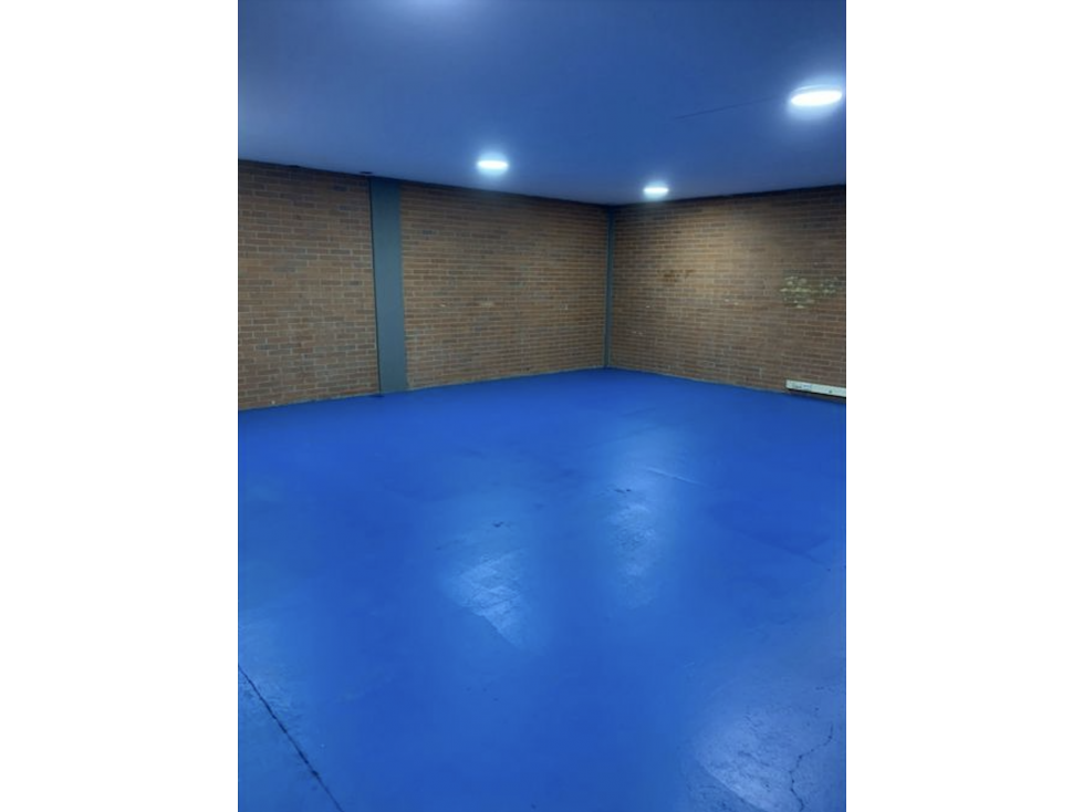 ARRIENDO BODEGA DE 650 M² BARRIO SAN FERNANDO — foto 6