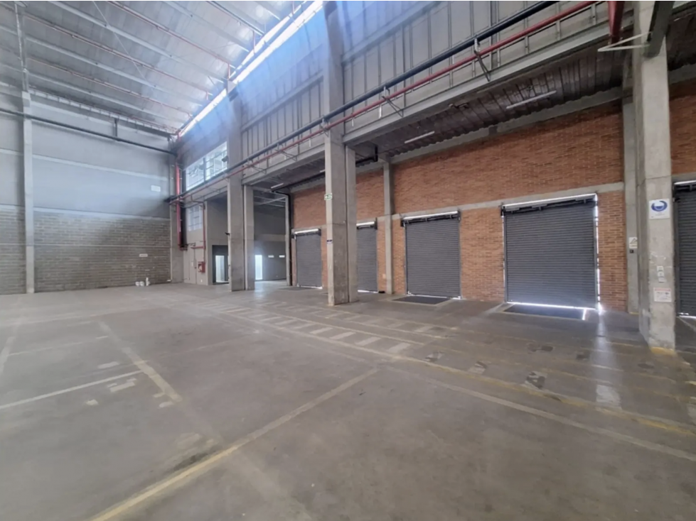 BODEGA DE 2.264 M² PARQUE INDUSTRIAL EN FONTIBÓN — foto 6