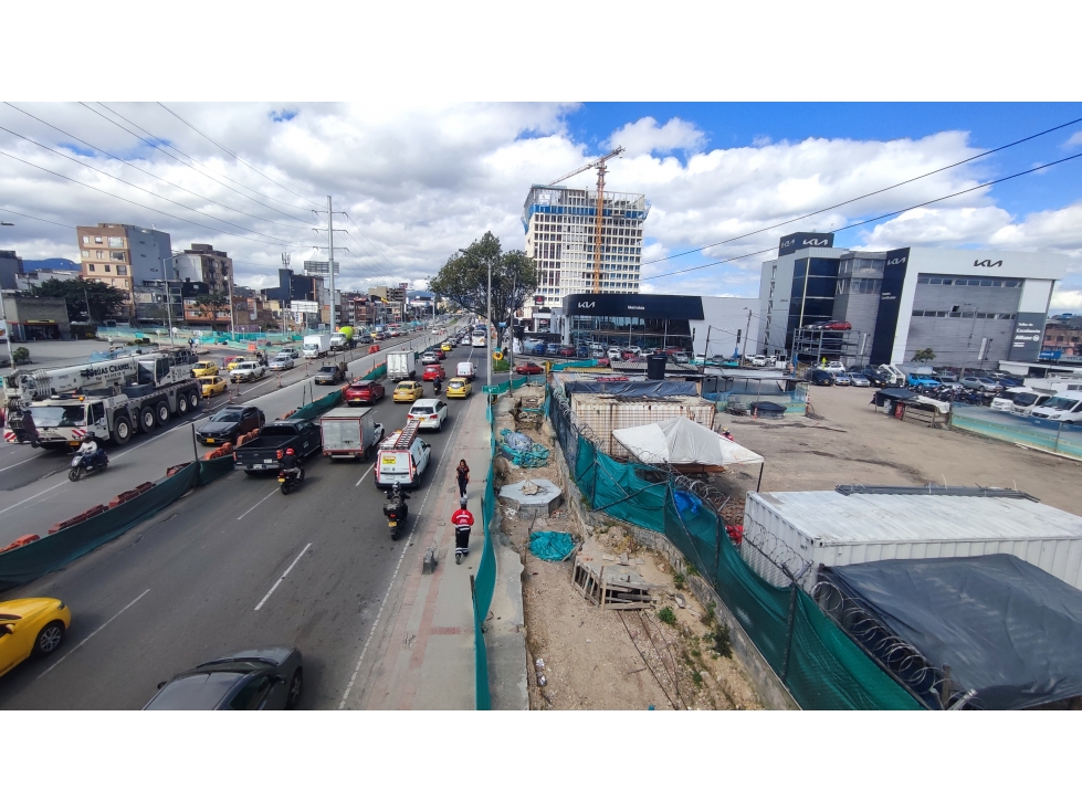 VENDO - ARRIENDO LOTE ESQUINERO DE 5.613 M², COMERCIAL E INDUSTRIAL - 2