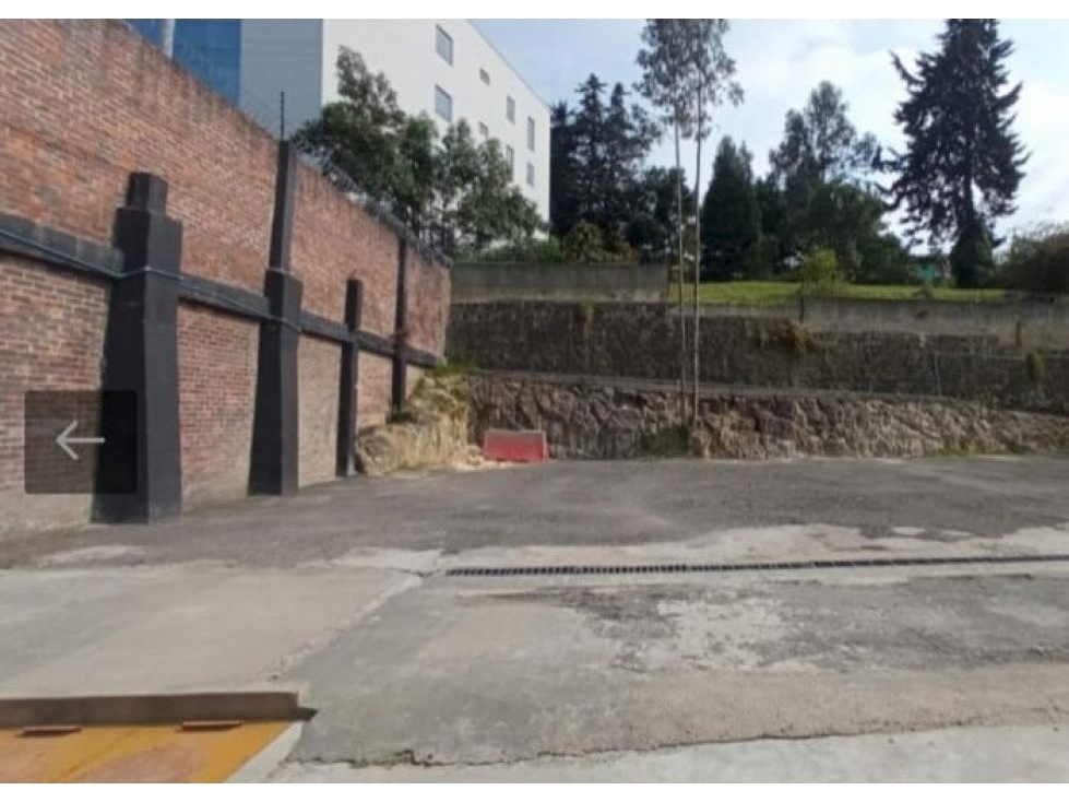 ARRIENDO INMUEBLE DE USO COMERCIAL E INDUSTRIAL 1.032 m² ALTOS DE SUBA - 2