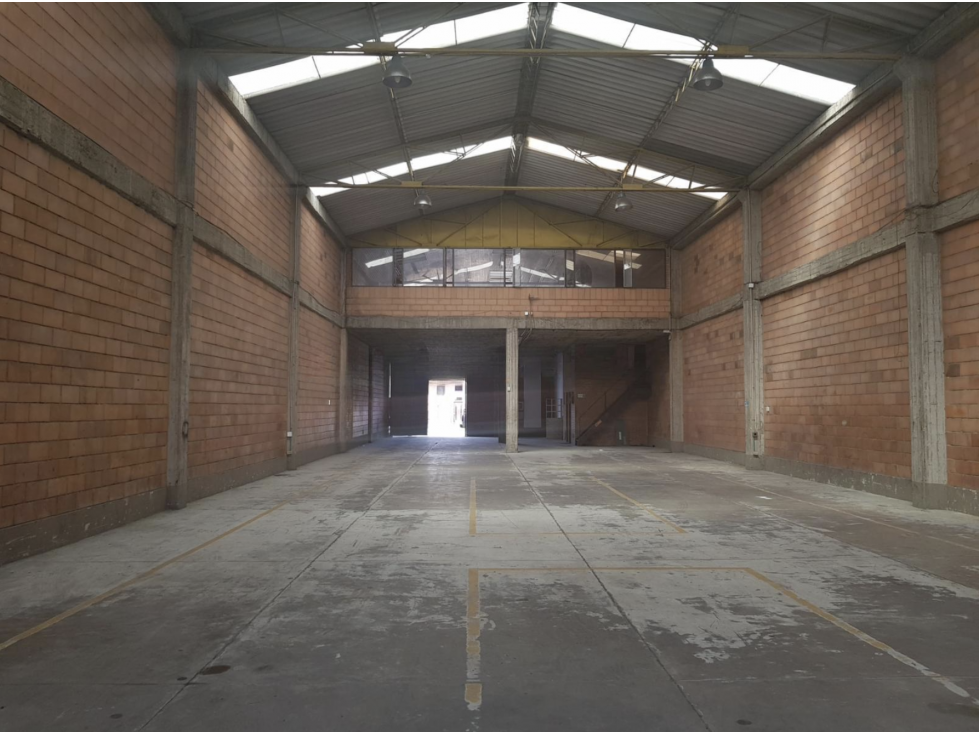 ARRIENDO BODEGA DE 700 m² EN MONTEVIDEO — foto 6