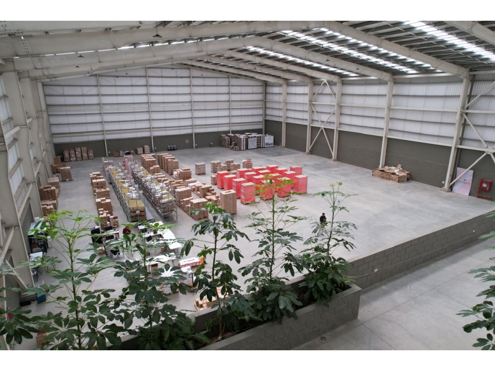 ARRIENDO BODEGA 2.844 M² PARQUE INDUSTRIAL EN SIBERIA - 3