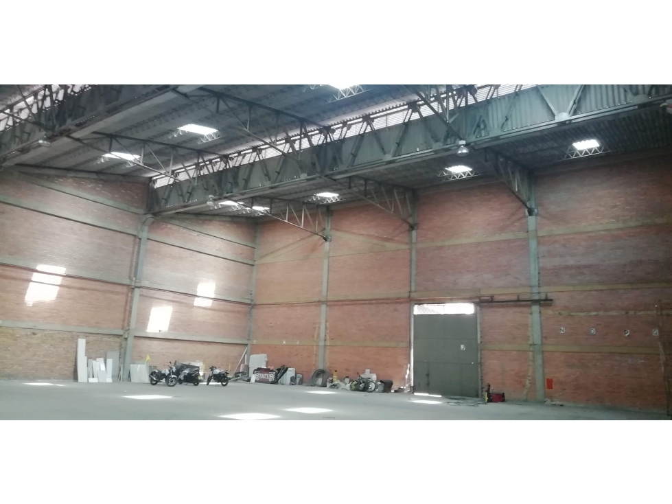 ARRIENDO BODEGA INDUSTRIAL DE 1.350 M² EN ZIPAQUIRÁ - 4
