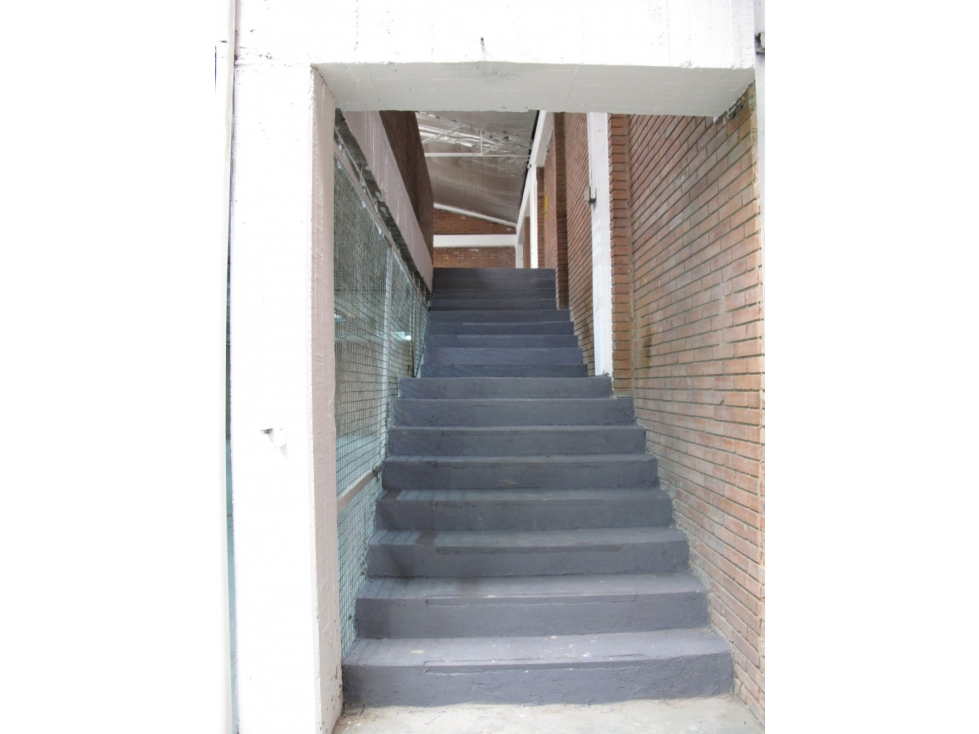 ARRIENDO BODEGA 1.460 m² ZONA INDUSTRIAL DE PUENTE ARANDA — foto 5