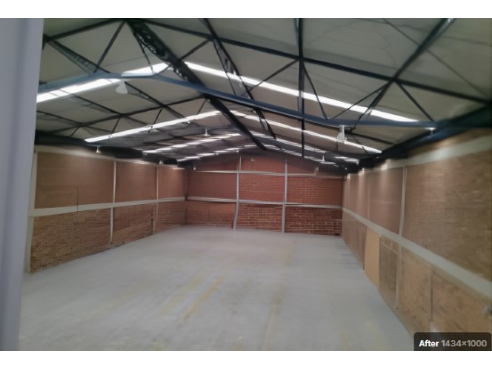 SE ARRIENDA BODEGA 700 m² MONTEVIDEO