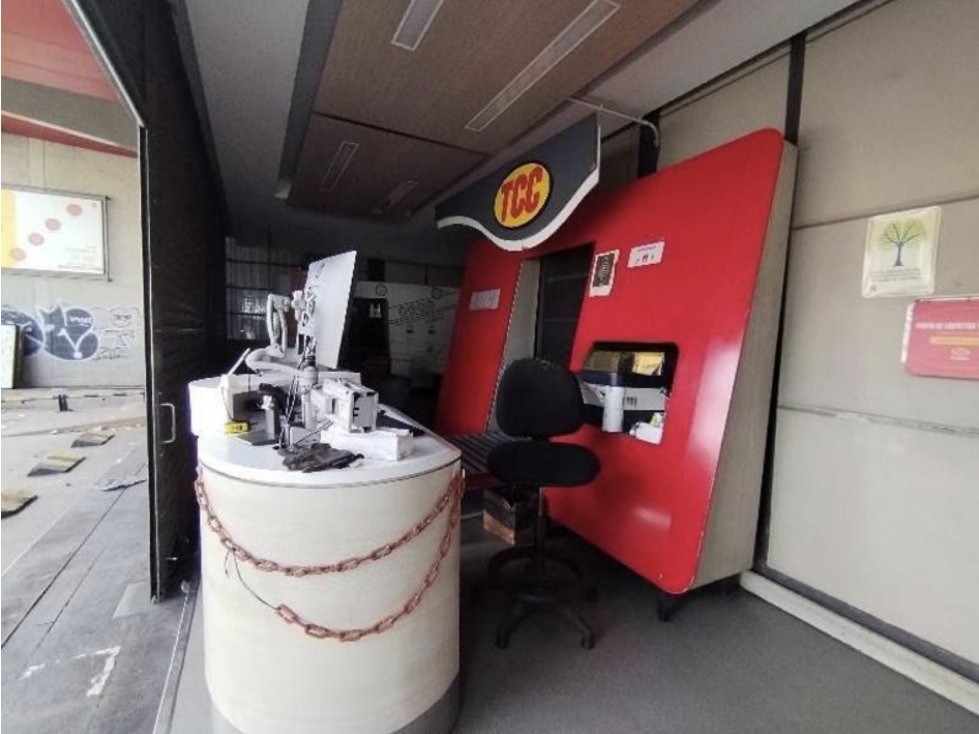 LOCAL COMERCIAL DE 386,5 M² EN LA ESTANZUELA — foto 4