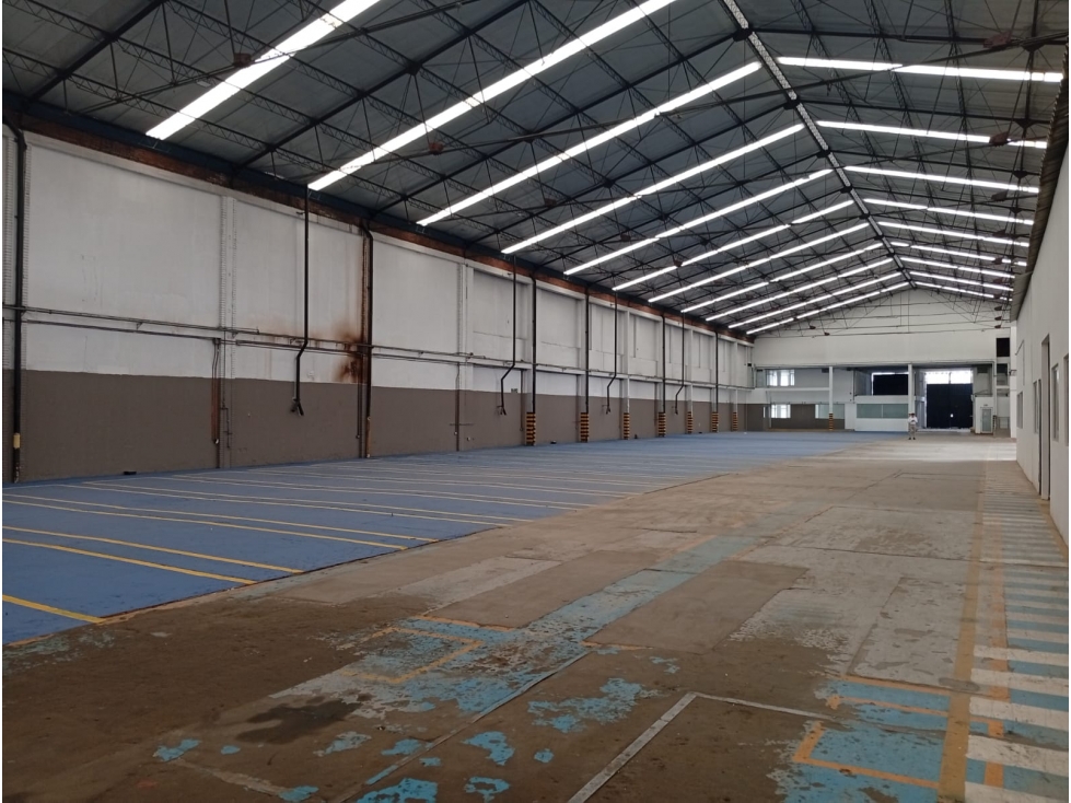 ARRIENDO BODEGA DE 2.814 M², SECTOR INDUSTRIAL DE MONTEVIDEO — foto 5