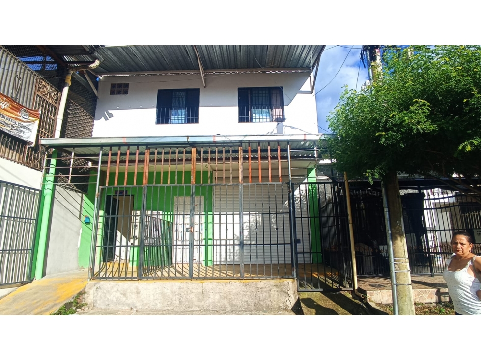 ¡ OPORTUNIDAD DE INVERSIÒN ! CASA RENTABLE CON BODEGA CON (3) APTOS - 2