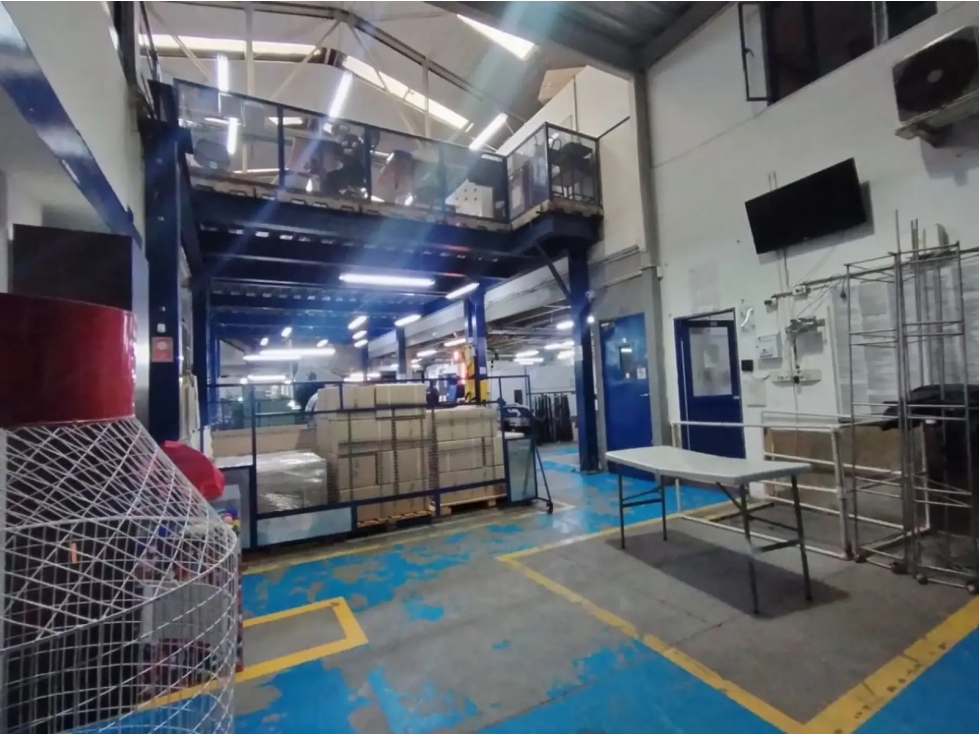 BODEGA DE 543 M² EN VENTA, SECTOR INDUSTRIAL CENTENARIO - EL EJIDO - 4