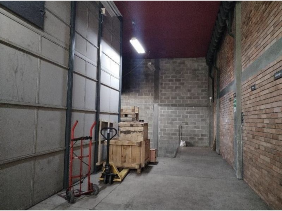 LOCAL COMERCIAL DE 386,5 M² EN LA ESTANZUELA — foto 6