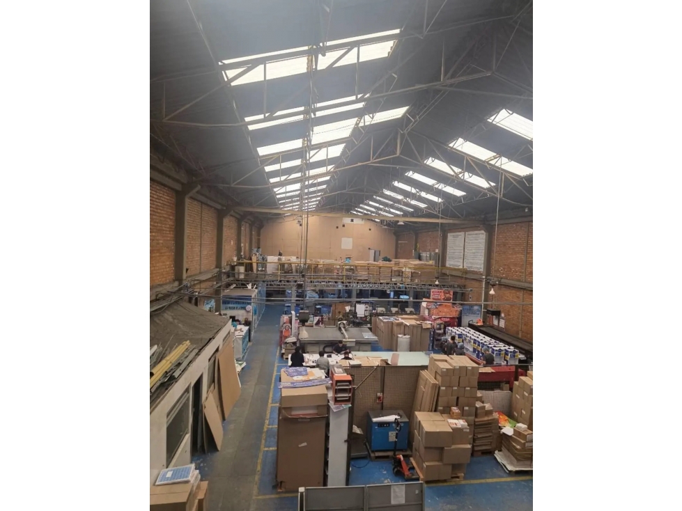 BODEGA DE 4.400 M² EN RICAURTE — foto 5