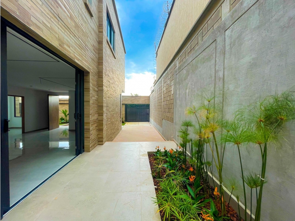 CASA EN VENTA LAGOS DEL CACIQUE — foto 4