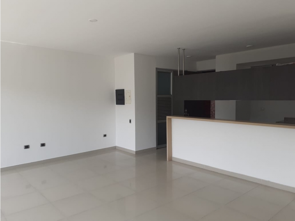 APARTAMENTO EN VENTA EDIF. RIVOLI - MEJORAS PUBLICAS — foto 3