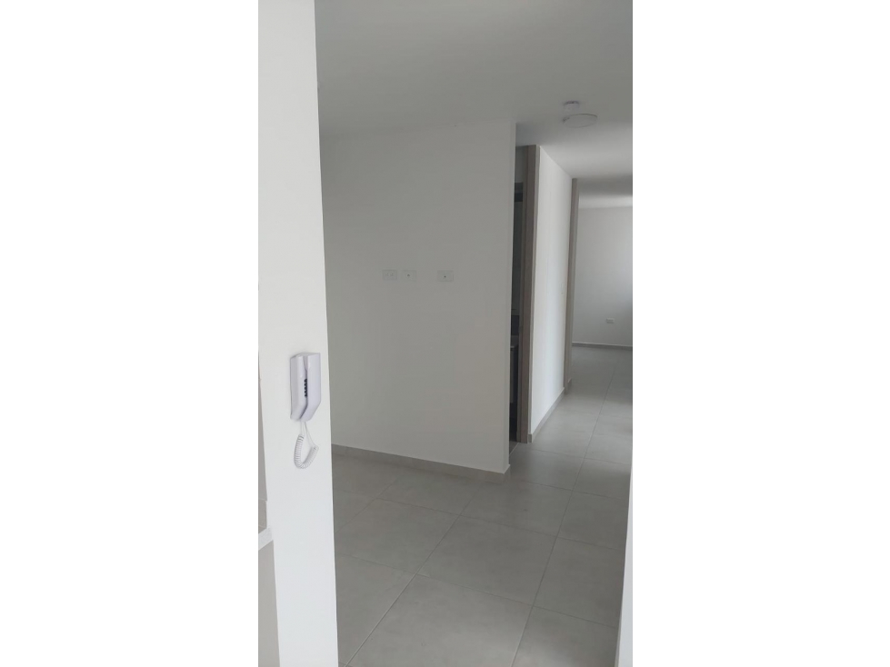 APARTAMENTO EN VENTA CONJUNTO VALVENTUS — foto 4