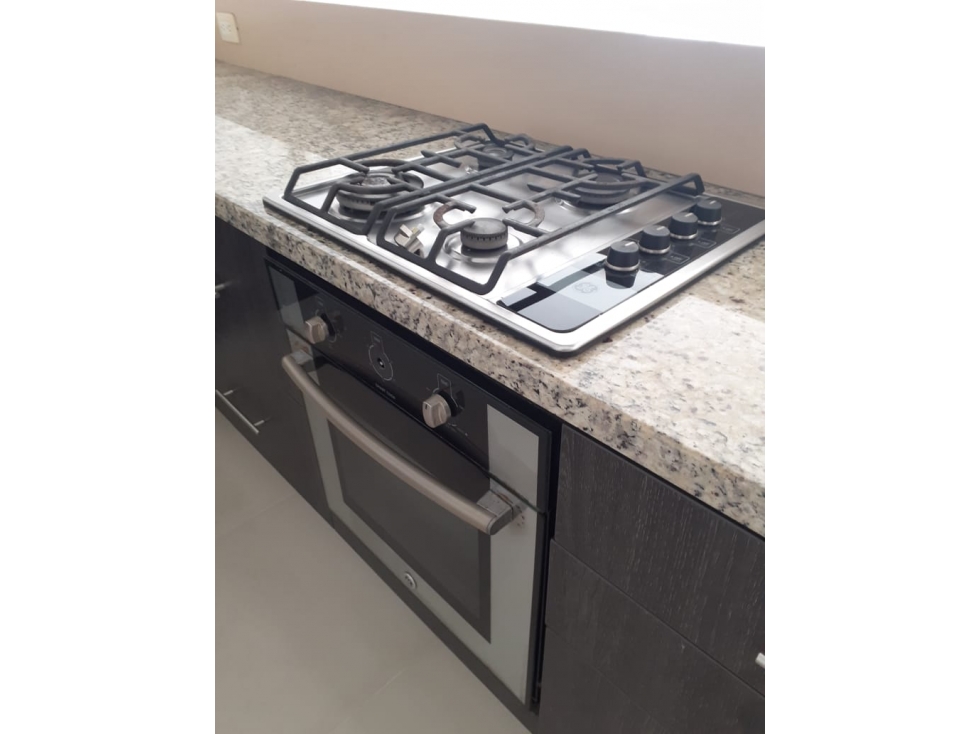 APARTAMENTO EN VENTA EDIF. RIVOLI - MEJORAS PUBLICAS — foto 4