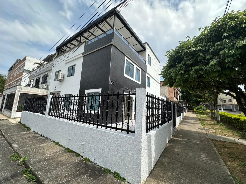 CASA EN VENTA BARRIO LA VICTORIA — foto 2