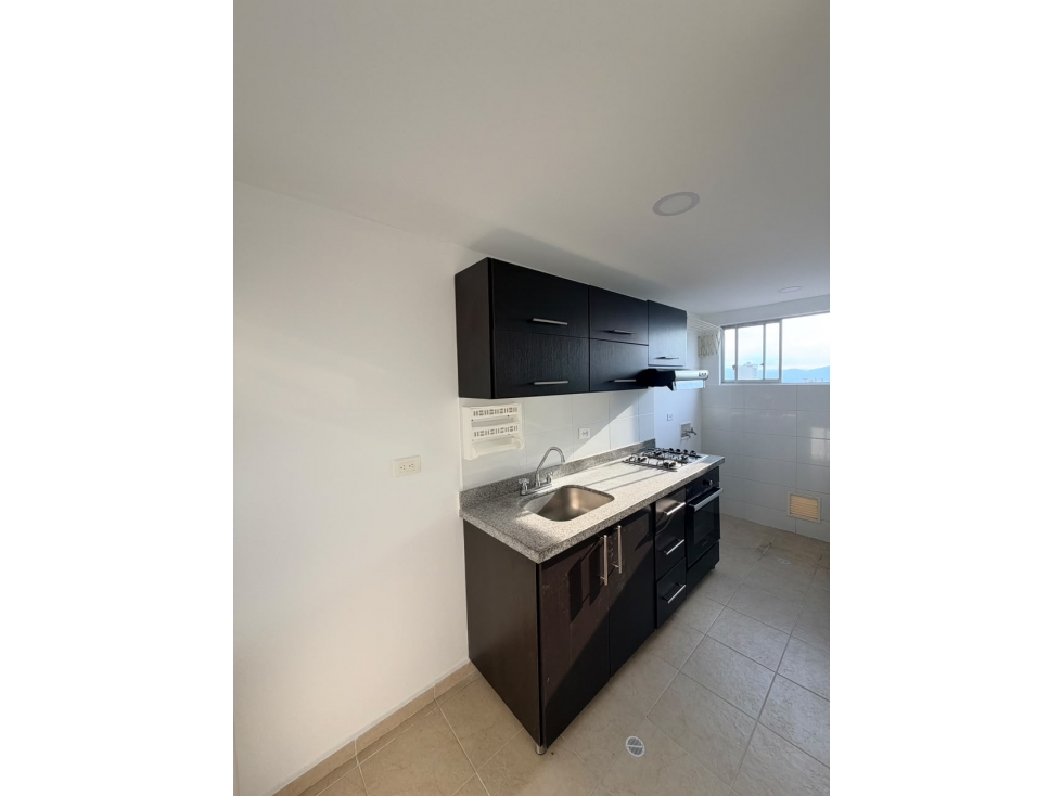 APARTAMENTO EN VENTA EDIF. BELLAGIO - SAN ALONSO — foto 5