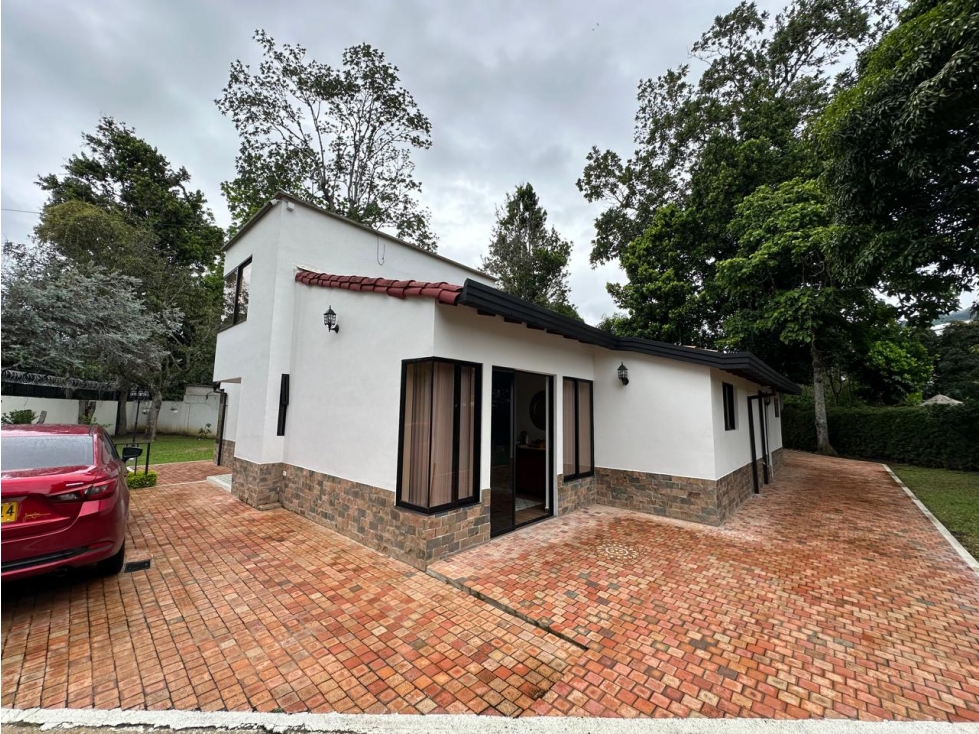 CASA EN VENTA LAGOS DEL CACIQUE — foto 4