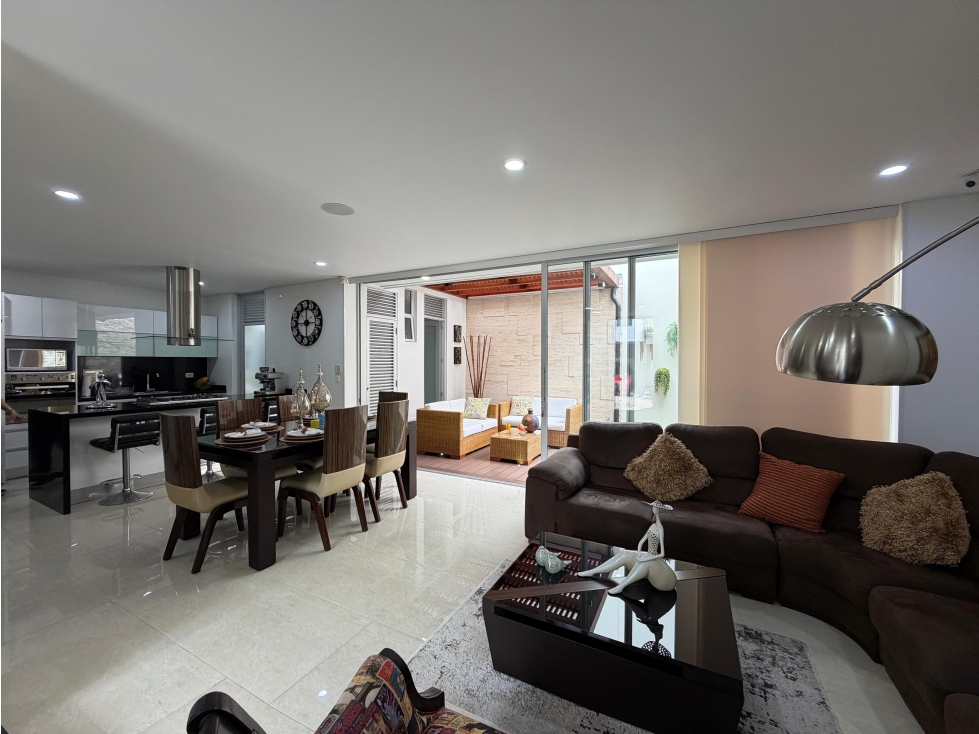 CASA EN VENTA CONJ. LUXE - LAGOS DEL CACIQUE — foto 3